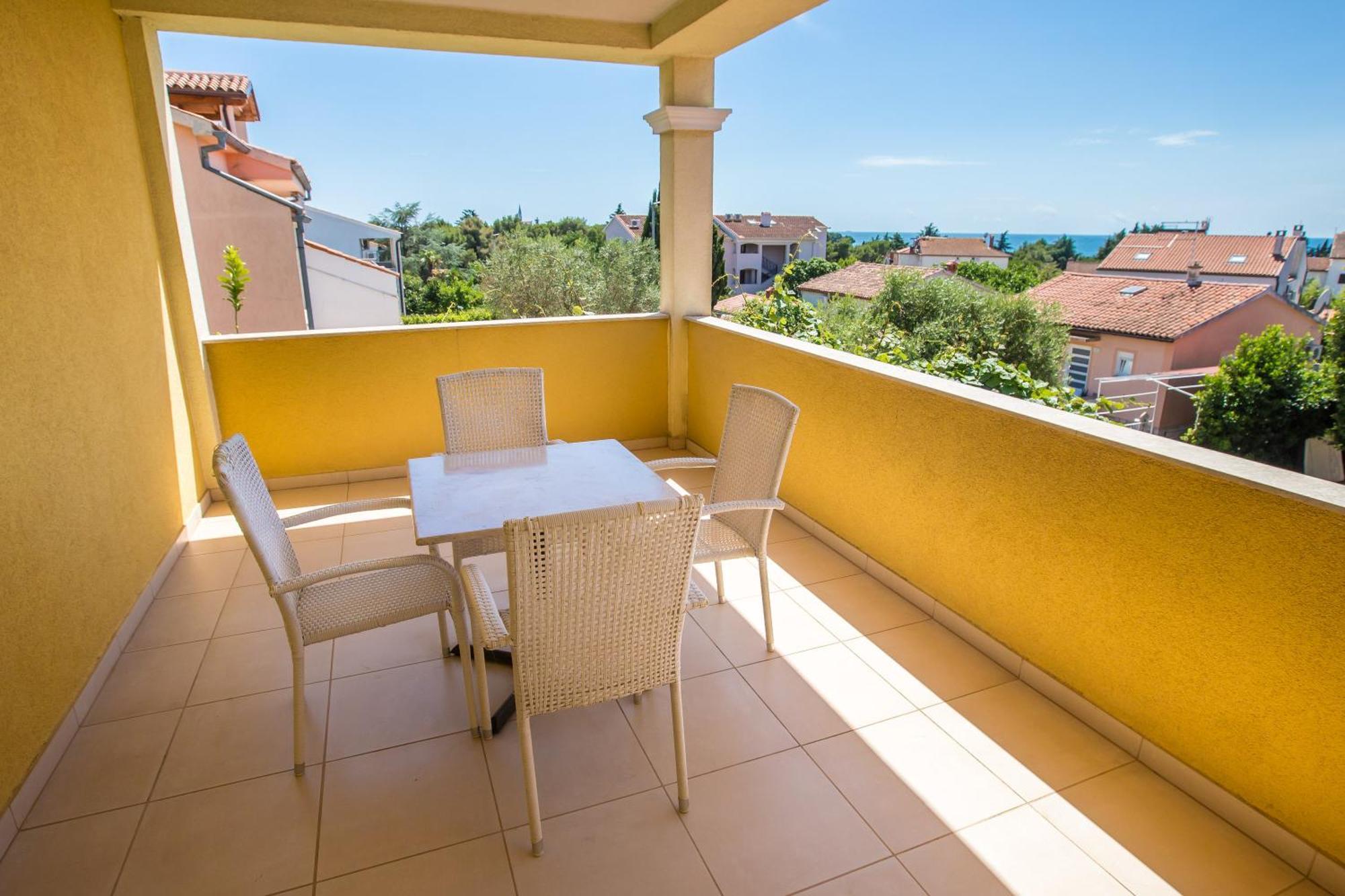 Villa Monsena روفينج المظهر الخارجي الصورة