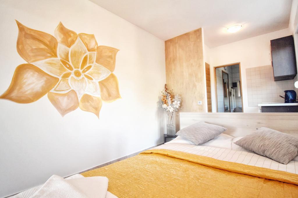 Villa Monsena روفينج المظهر الخارجي الصورة